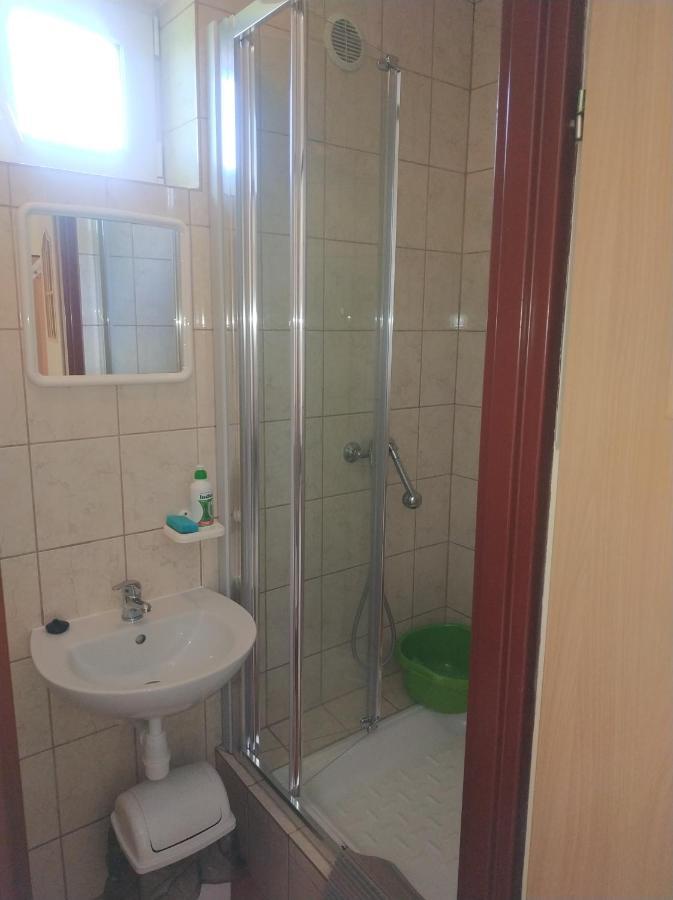 Pokoje Goscinne U Piotra Ustronie Morskie Exterior foto